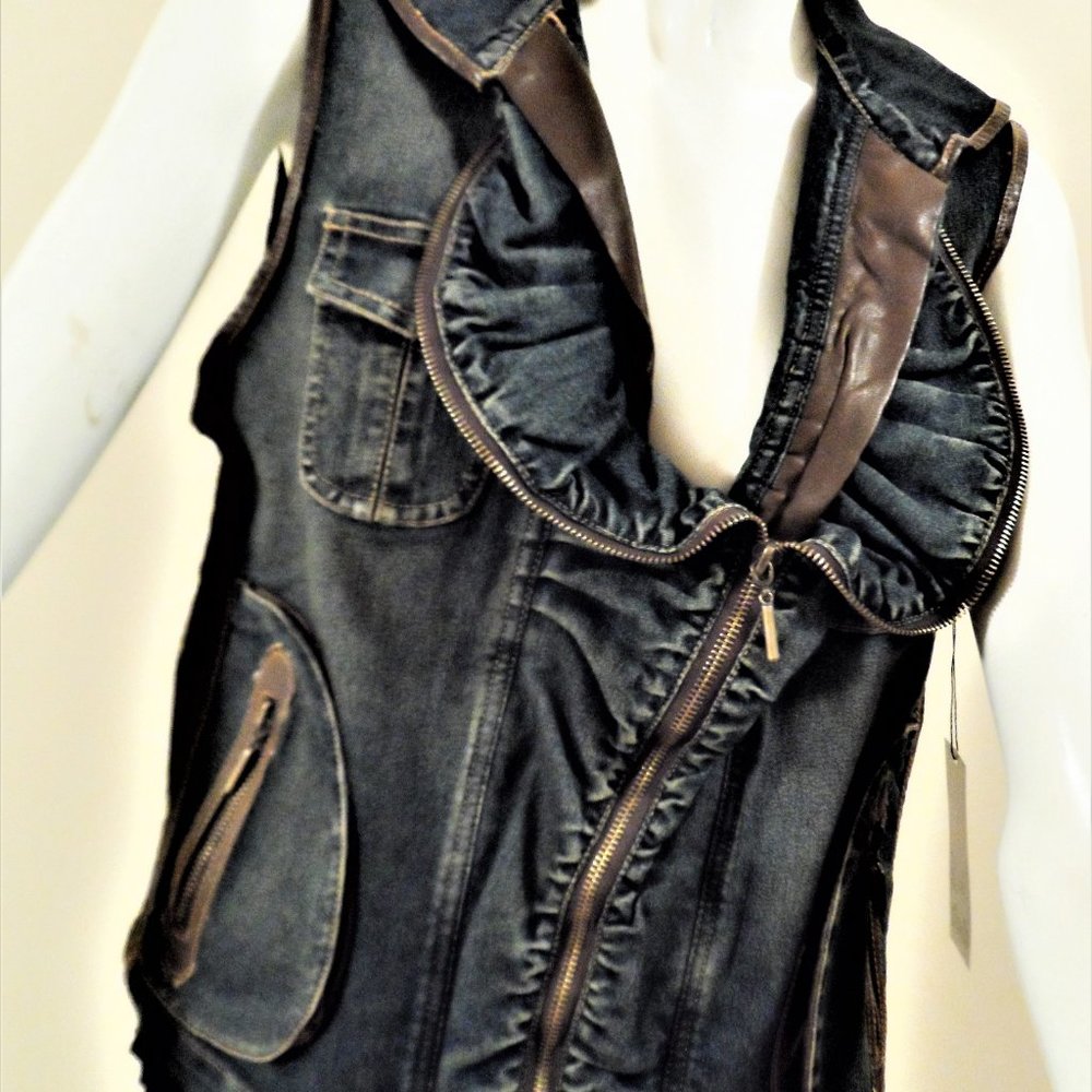 SIMON CHANG  NWT  VESTS / JACKET  SLEEVE/LESS   TRIM FAUX LEATHER/COTTON